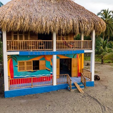 Rainbow Hostel San Bernardo del Viento ภายนอก รูปภาพ